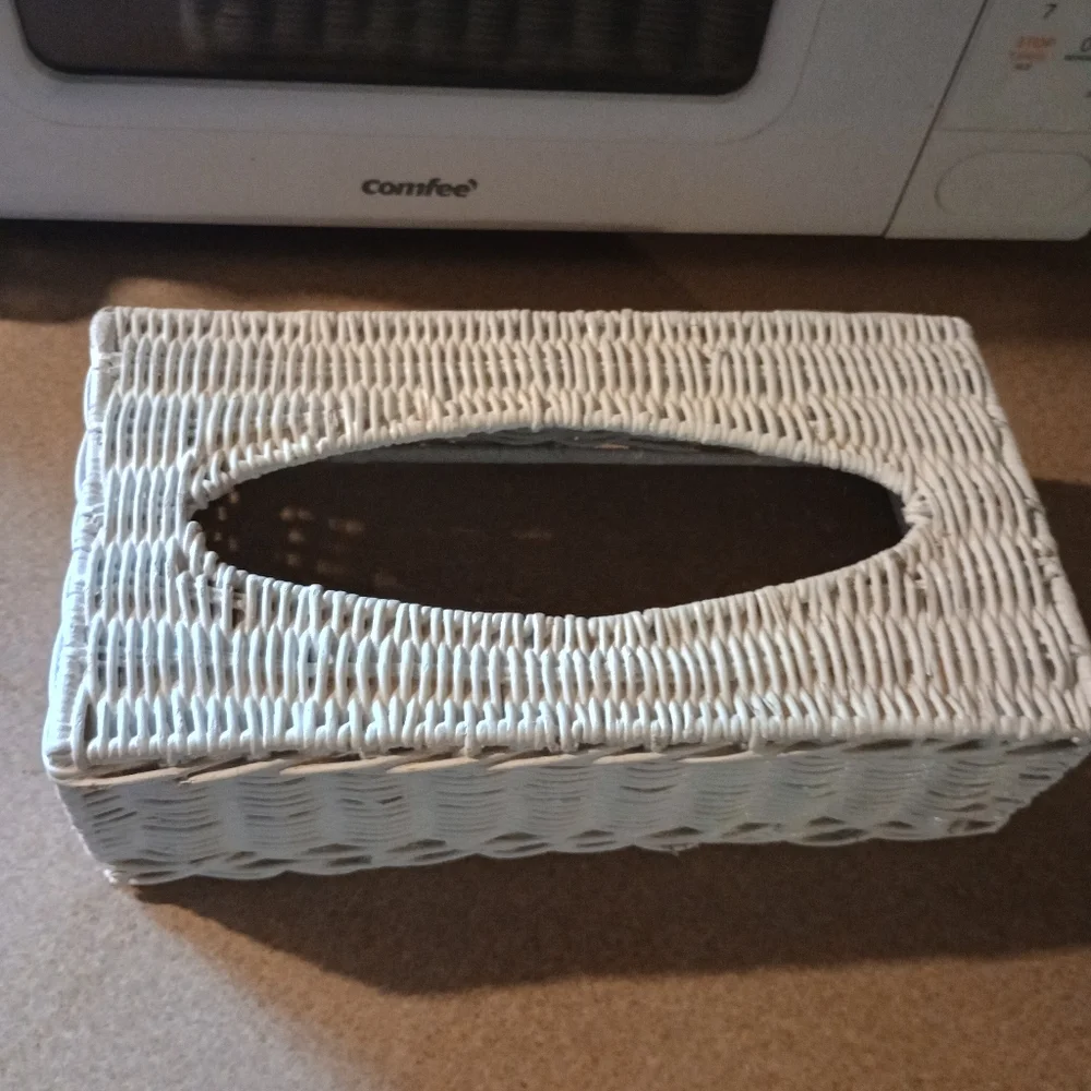 Vintage White Wicker Tissue Box Cover